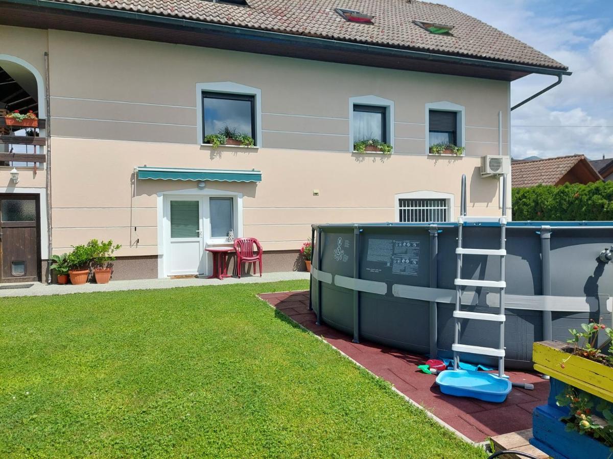 Appartamento Apartma Zirovnik *